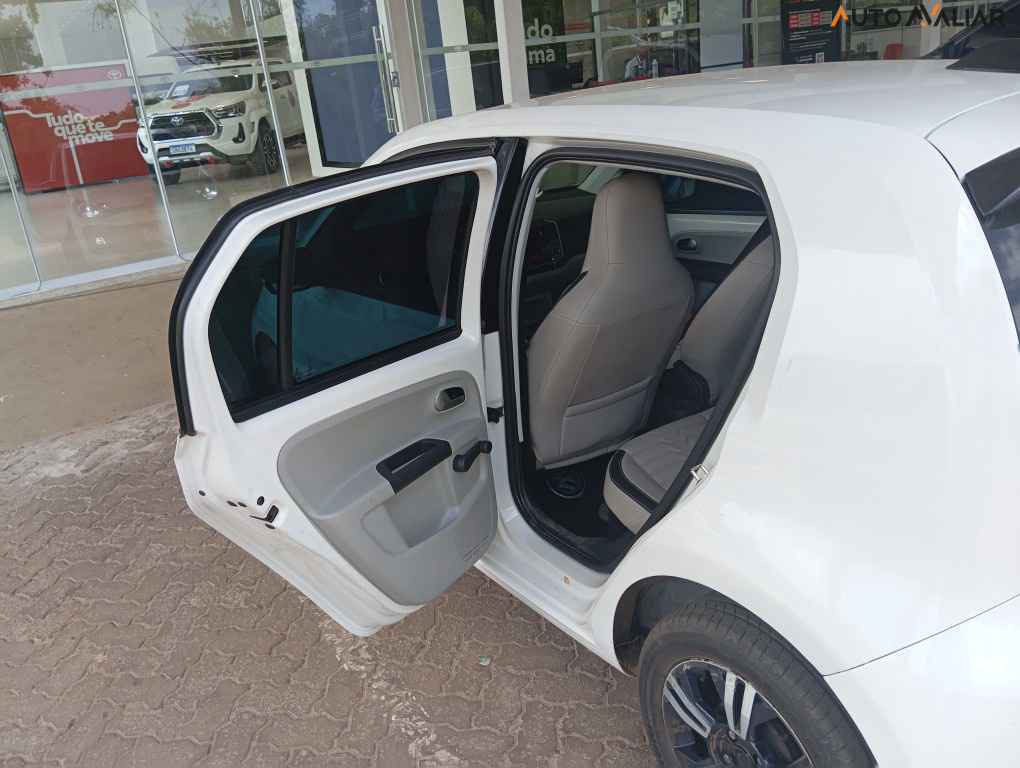 VOLKSWAGEN UP 1.0 TSI MOVE UP 12V FLEX 4P MANUAL