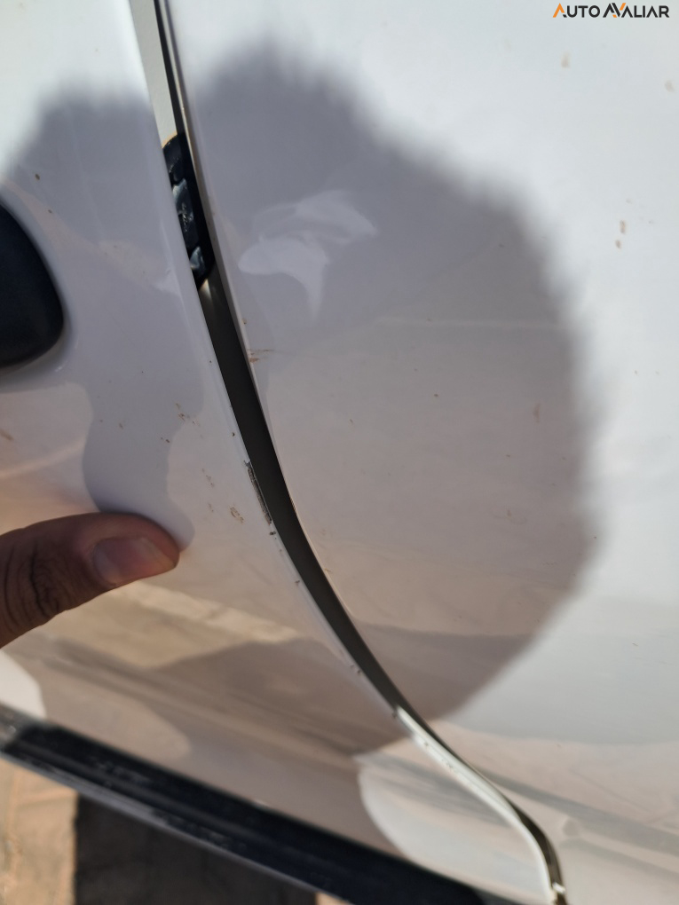 TOYOTA HILUX 2.8 POWER PACK 4X4 CD 16V DIESEL 4P MANUAL