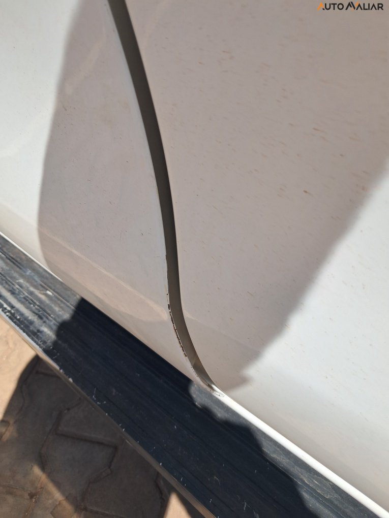 TOYOTA HILUX 2.8 POWER PACK 4X4 CD 16V DIESEL 4P MANUAL