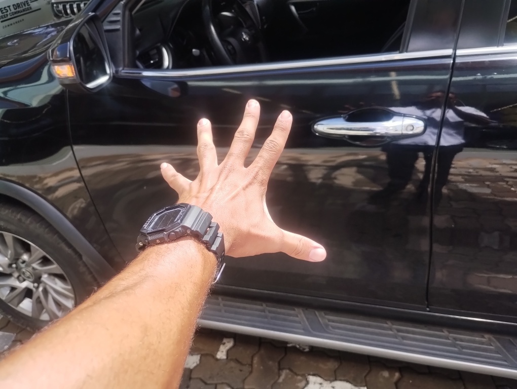 TOYOTA HILUX SW4 2.8 D-4D TURBO DIESEL SRX 7L 4X4 AUTOM&Aacute;TICO