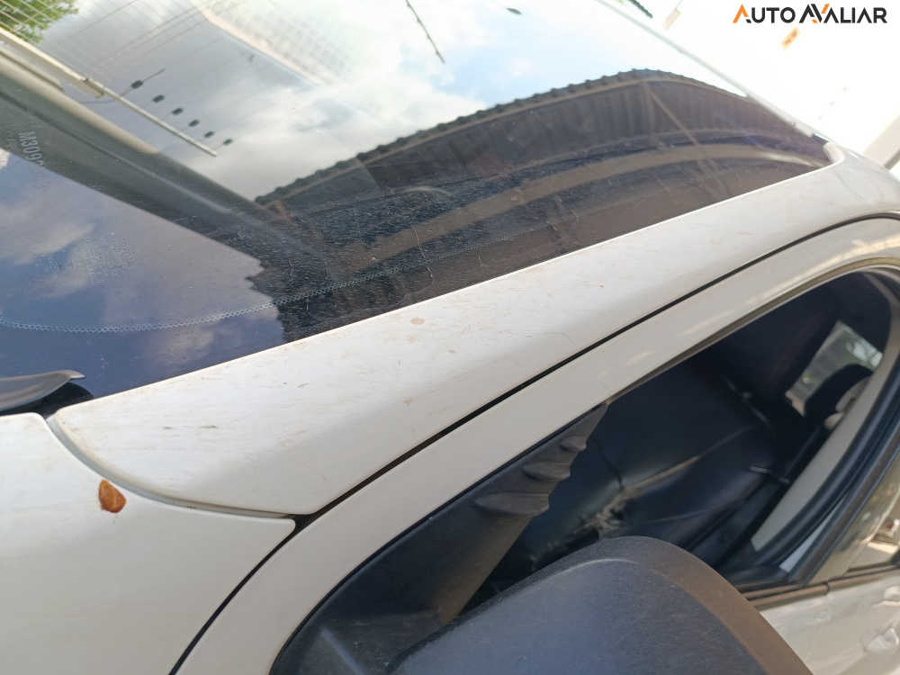 TOYOTA HILUX 2.8 D-4D TURBO DIESEL CD SR 4X4 AUTOM&Aacute;TICO