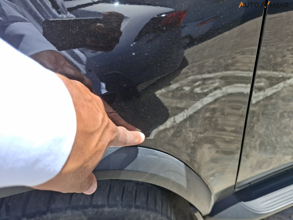 TOYOTA HILUX SW4 2.8 D-4D TURBO DIESEL SRX PLATINUM 7L 4X4 AUTOM&Aacute;TICO