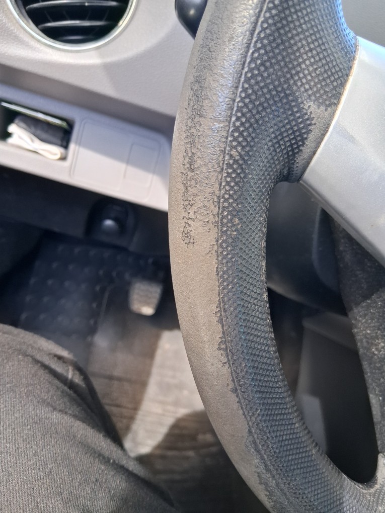 TOYOTA ETIOS 1.5 XLS 16V FLEX 4P MANUAL