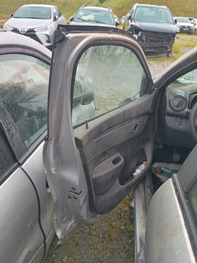 RENAULT KWID ZEN 1.0 FLEX 12V 5P MEC. RENAULT KWID ZEN 1.0 FLEX 12V 5P MEC.