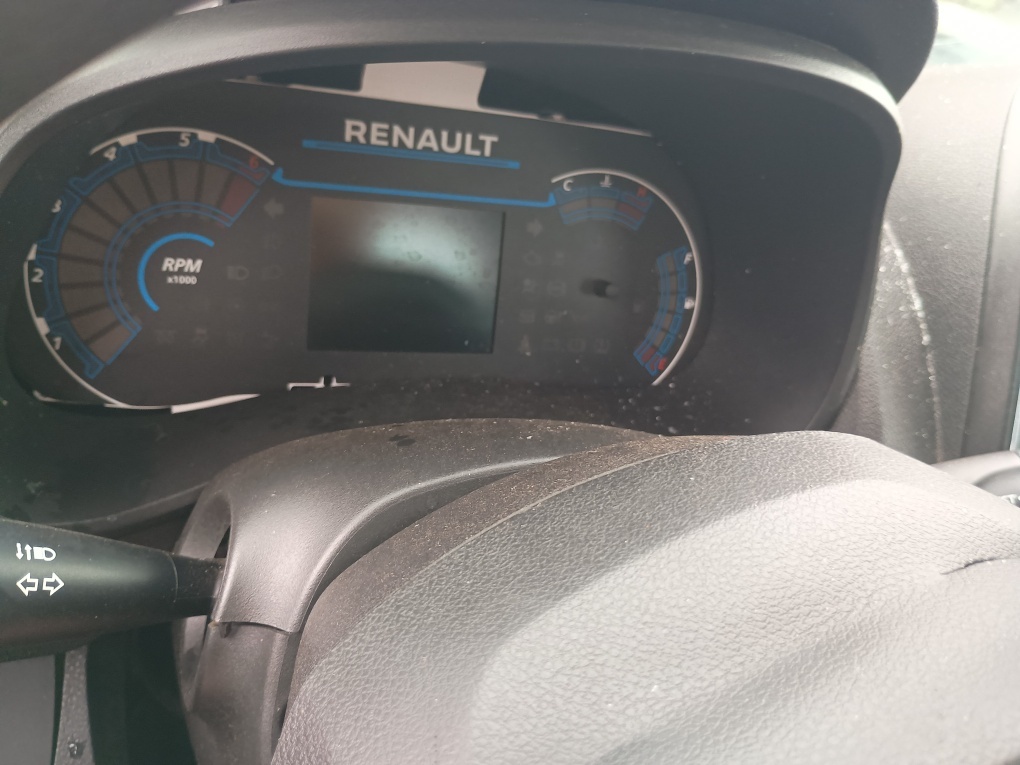 RENAULT KWID 1.0 12V SCE FLEX ZEN MANUAL RENAULT KWID 1.0 12V SCE FLEX ZEN MANUAL