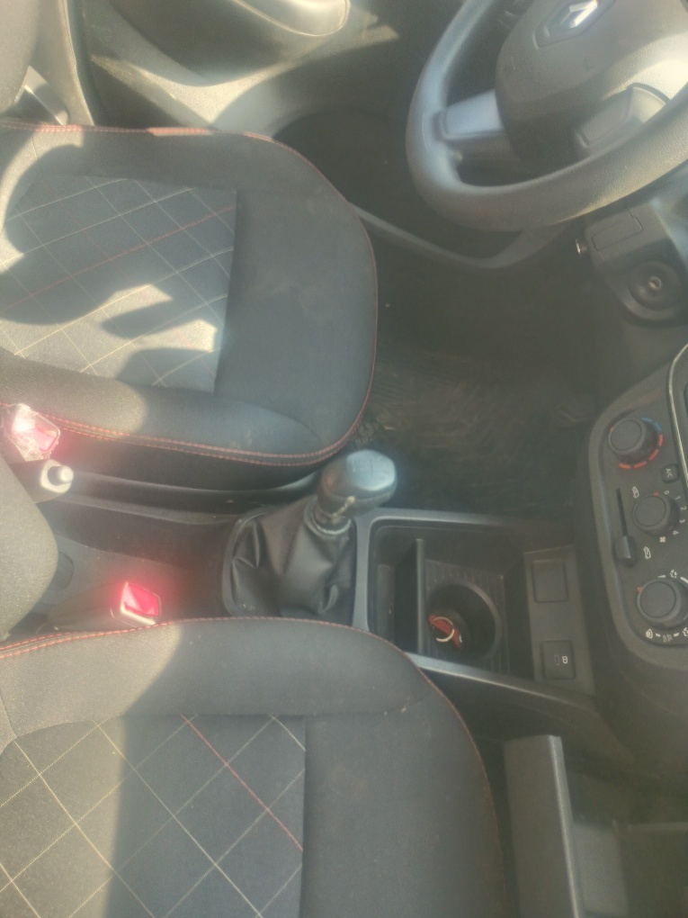 RENAULT KWID ZEN 1.0 FLEX 12V 5P MEC. RENAULT KWID ZEN 1.0 FLEX 12V 5P MEC.