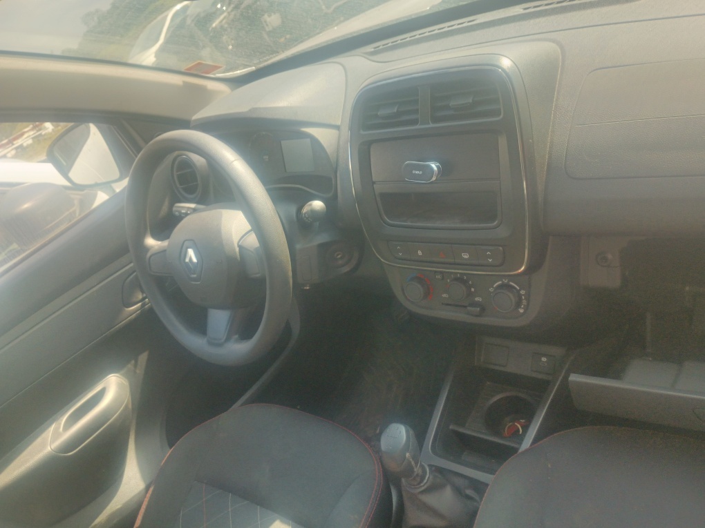 RENAULT KWID ZEN 1.0 FLEX 12V 5P MEC. RENAULT KWID ZEN 1.0 FLEX 12V 5P MEC.