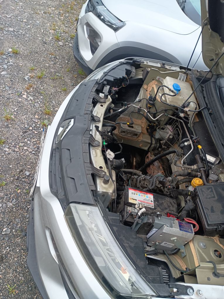 RENAULT KWID 1.0 12V SCE FLEX ZEN MANUAL RENAULT KWID 1.0 12V SCE FLEX ZEN MANUAL