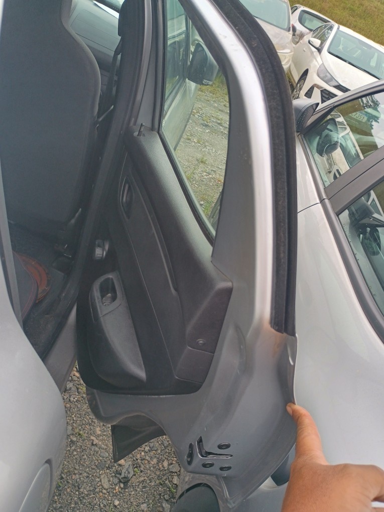 RENAULT KWID 1.0 12V SCE FLEX ZEN MANUAL RENAULT KWID 1.0 12V SCE FLEX ZEN MANUAL