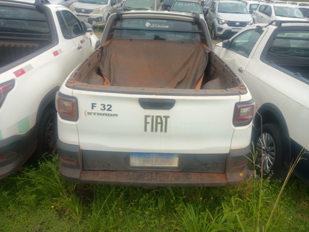 FIAT STRADA ENDURANCE 1.3 FLEX 8V CS PLUS FIAT STRADA ENDURANCE 1.3 FLEX 8V CS PLUS