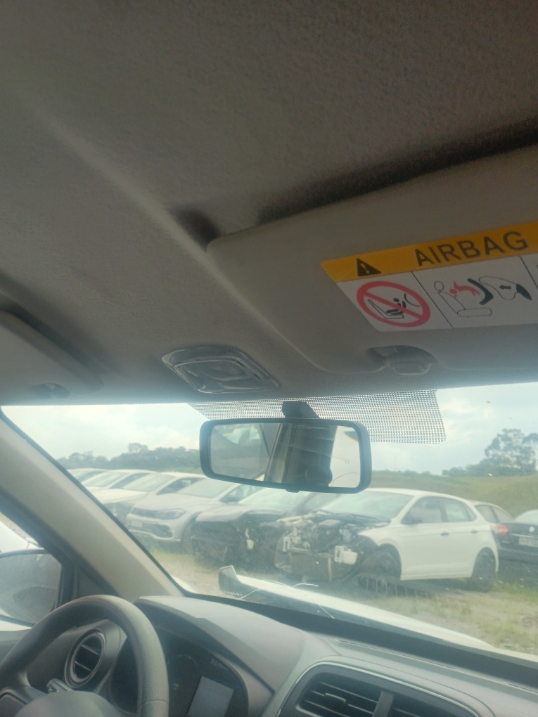 RENAULT KWID 1.0 12V SCE FLEX ZEN MANUAL RENAULT KWID 1.0 12V SCE FLEX ZEN MANUAL