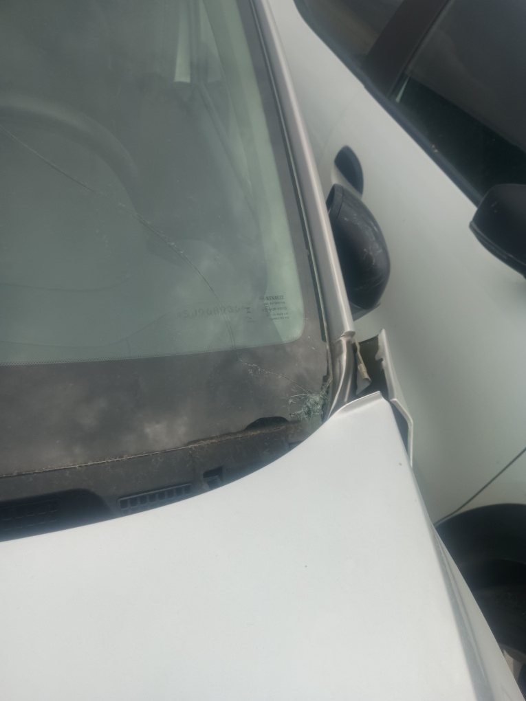 RENAULT KWID 1.0 12V SCE FLEX ZEN MANUAL RENAULT KWID 1.0 12V SCE FLEX ZEN MANUAL