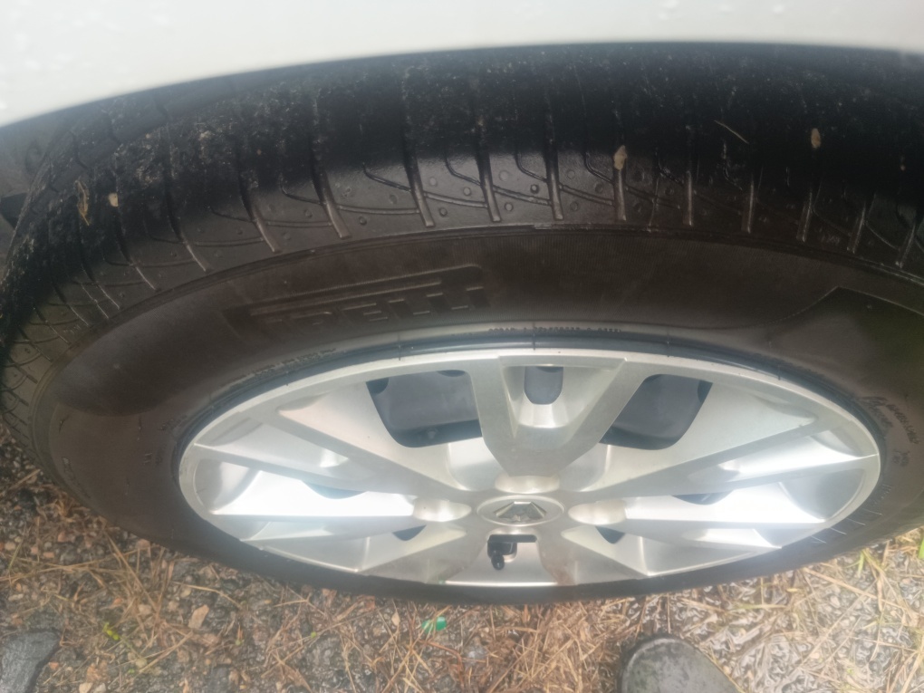 RENAULT LOGAN 1.0  12V SCE FLEX ZEN MANUAL