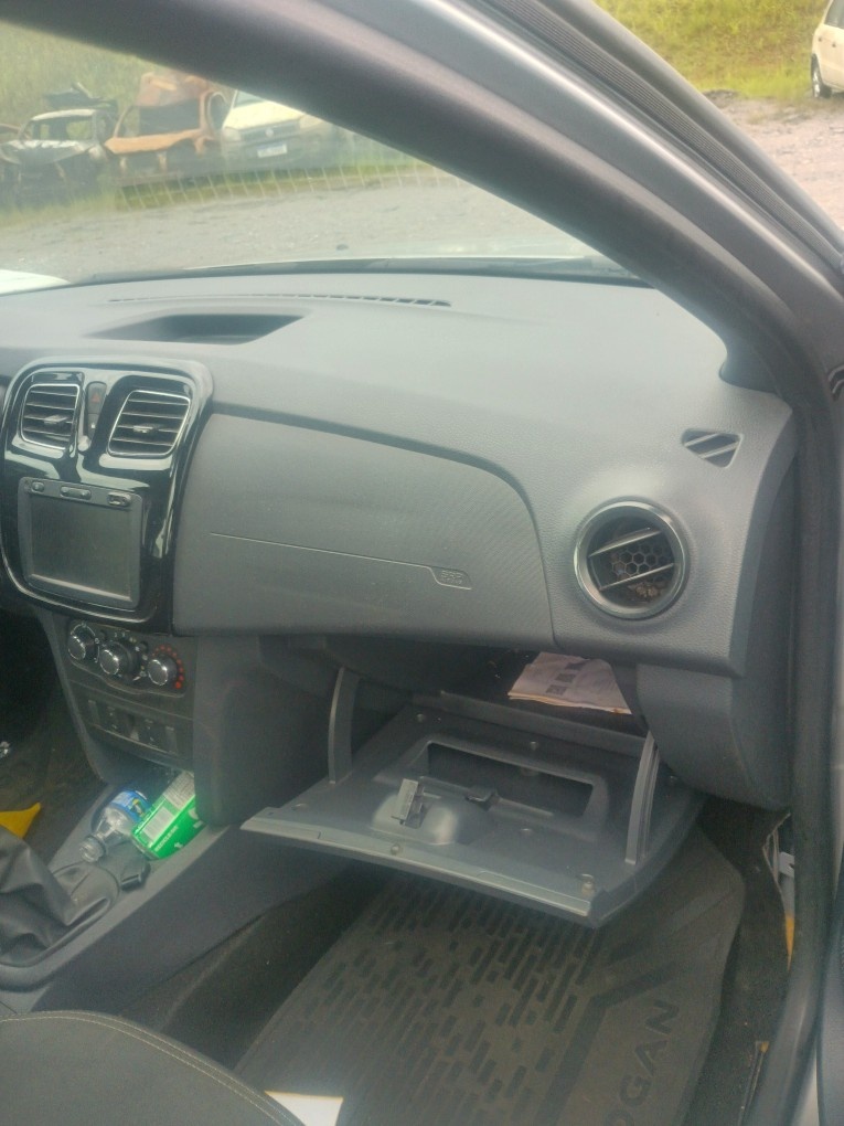 RENAULT LOGAN 1.0 12V SCE FLEX LIFE MANUAL