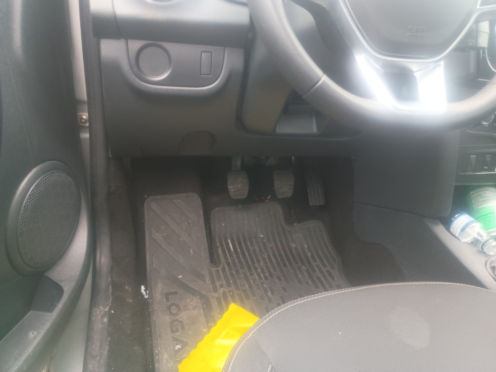 RENAULT LOGAN 1.0 12V SCE FLEX LIFE MANUAL