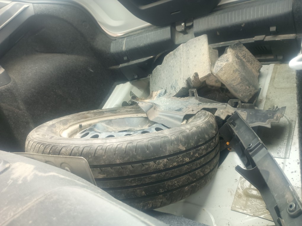 VOLKSWAGEN POLO 1.0 MPI TRACK MANUAL VOLKSWAGEN POLO 1.0 MPI TRACK MANUAL