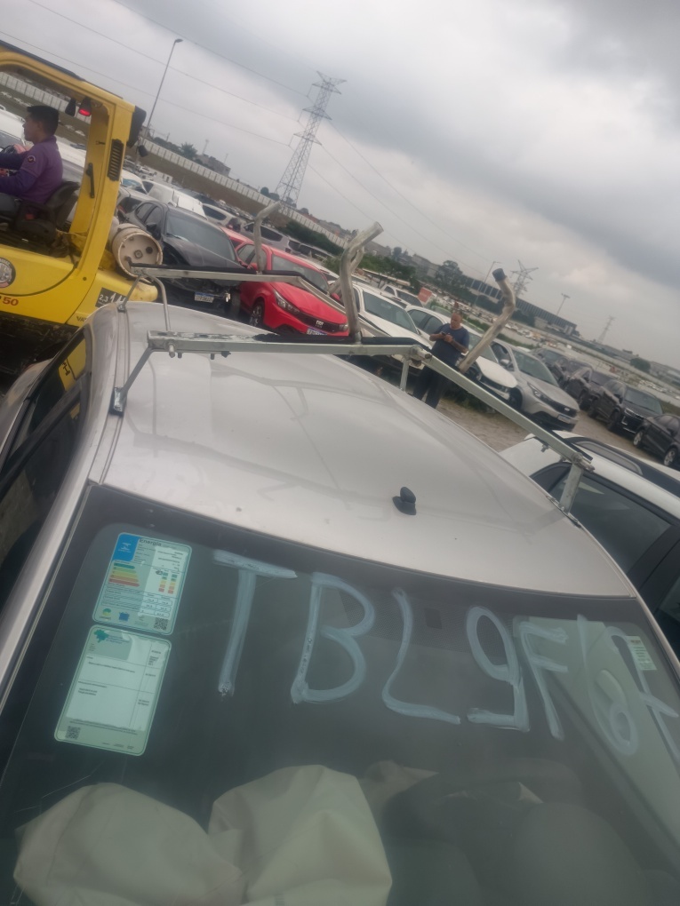 RENAULT KWID ZEN 1.0 FLEX 12V 5P MEC. RENAULT KWID ZEN 1.0 FLEX 12V 5P MEC.