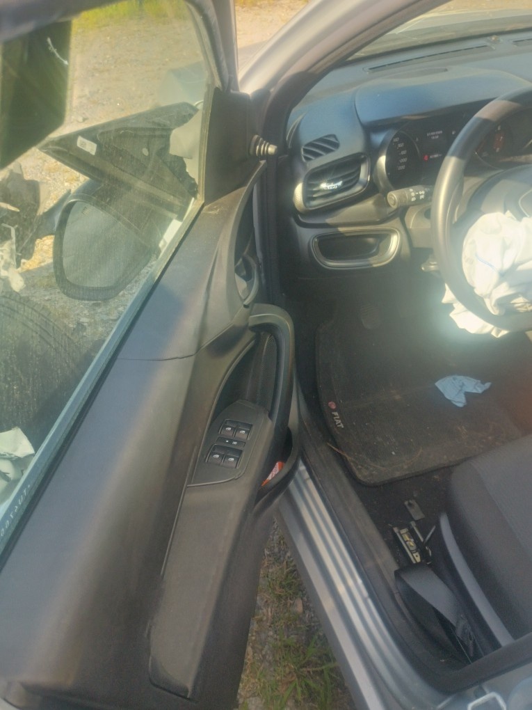 FIAT CRONOS DRIVE 1.0 6V FLEXX