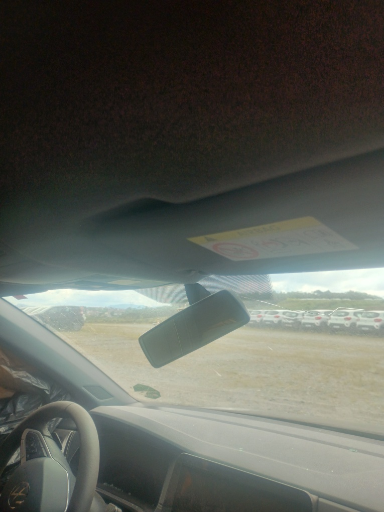 VOLKSWAGEN T-CROSS 1.0 200 TSI TOTAL FLEX AUTOMÁTICO VOLKSWAGEN T-CROSS 1.0 200 TSI TOTAL FLEX AUTOMÁTICO