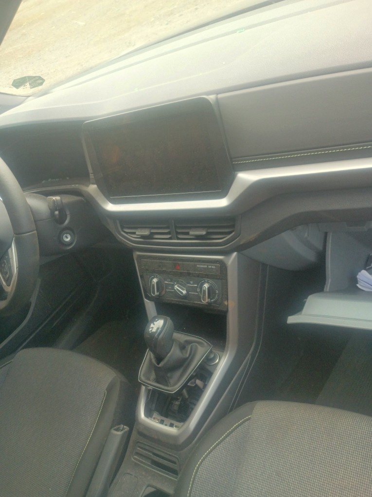 VOLKSWAGEN T-CROSS 1.0 200 TSI TOTAL FLEX AUTOMÁTICO VOLKSWAGEN T-CROSS 1.0 200 TSI TOTAL FLEX AUTOMÁTICO