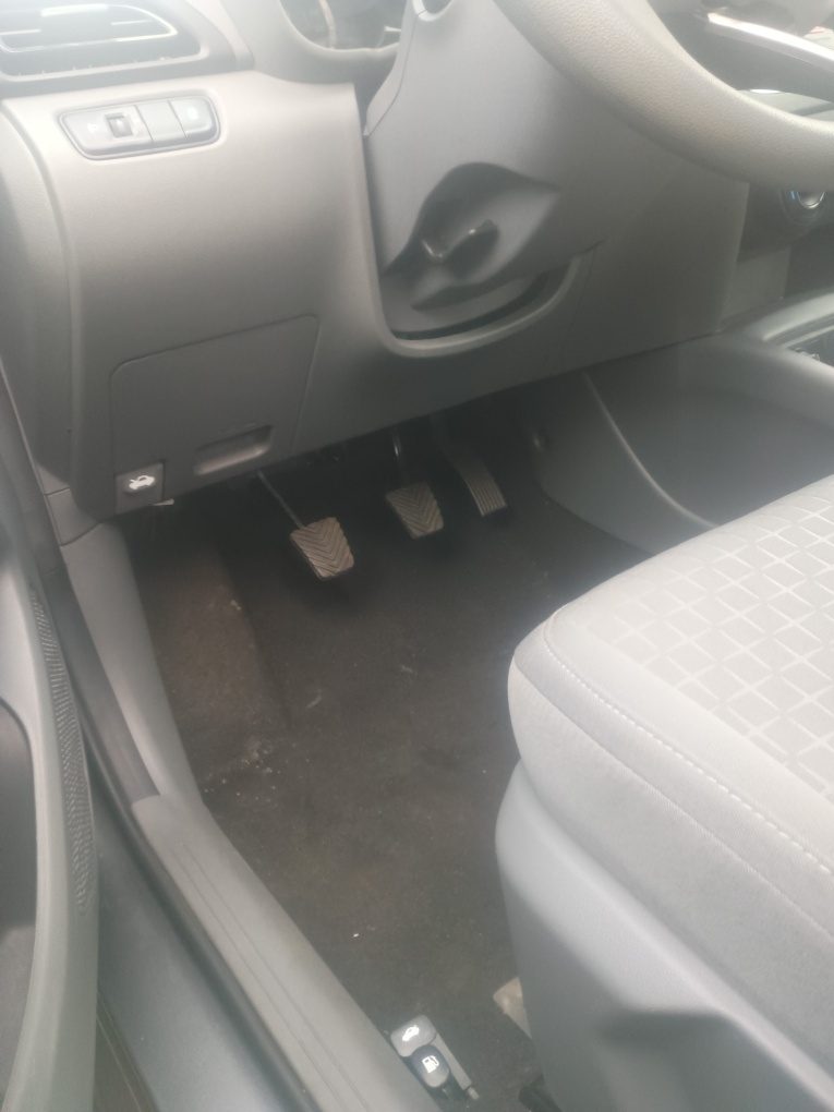 HYUNDAI HB20S 1.0 12V FLEX COMFORT PLUS MANUAL