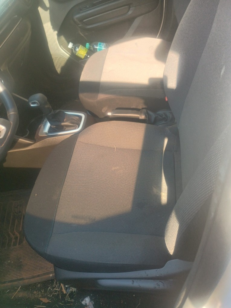 CITROEN C3 1.6 16V FLEX FEEL PACK AT6 CITROEN C3 1.6 16V FLEX FEEL PACK AT6