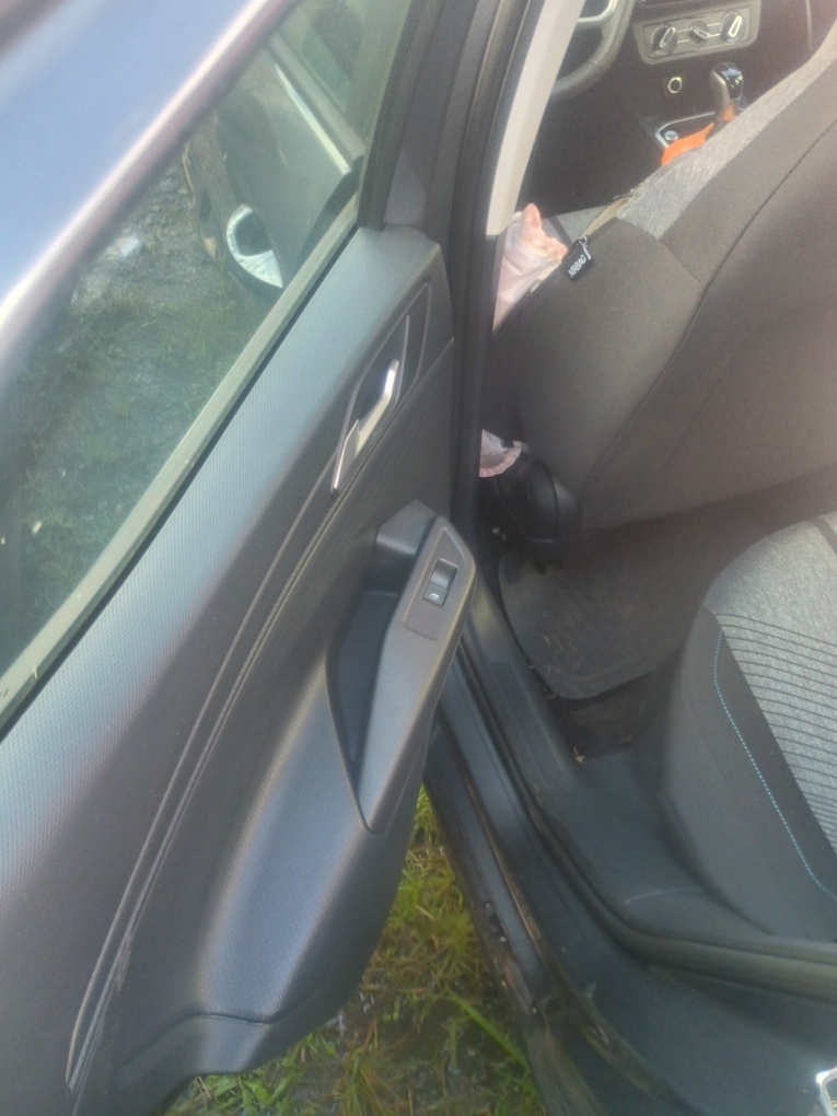 VOLKSWAGEN TERA 1.0 170 TSI COMFORT AUTOM&Aacute;TICO