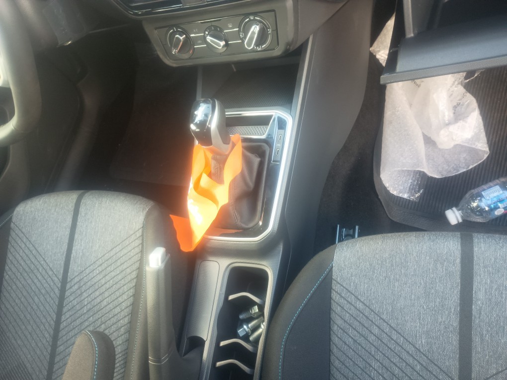 VOLKSWAGEN TERA 1.0 170 TSI COMFORT AUTOM&Aacute;TICO