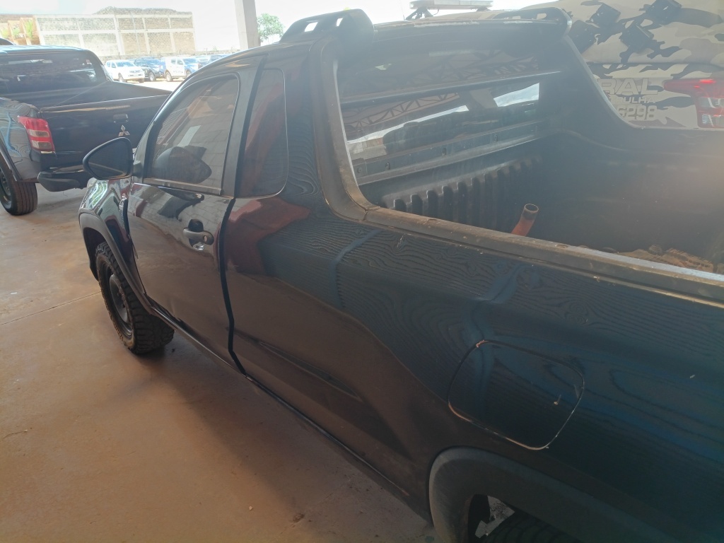 FIAT STRADA 1.3 FIREFLY FLEX ENDURANCE CS MANUAL FIAT STRADA 1.3 FIREFLY FLEX ENDURANCE CS MANUAL