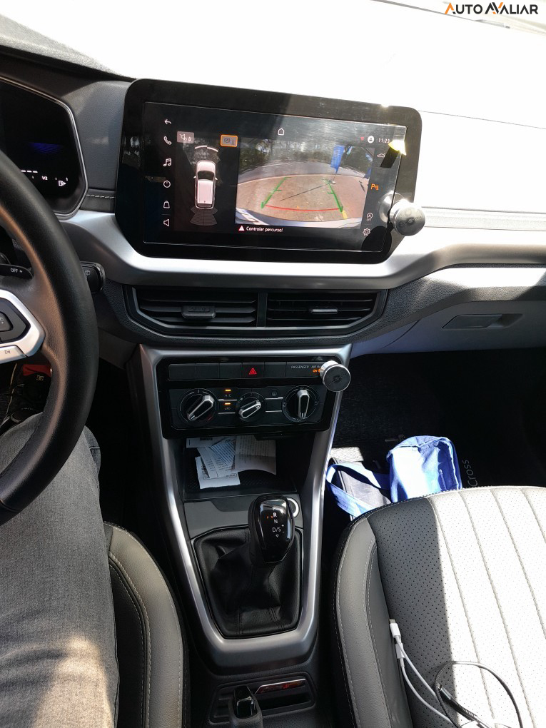 VOLKSWAGEN T-CROSS 1.0 200 TSI TOTAL FLEX AUTOM&Aacute;TICO