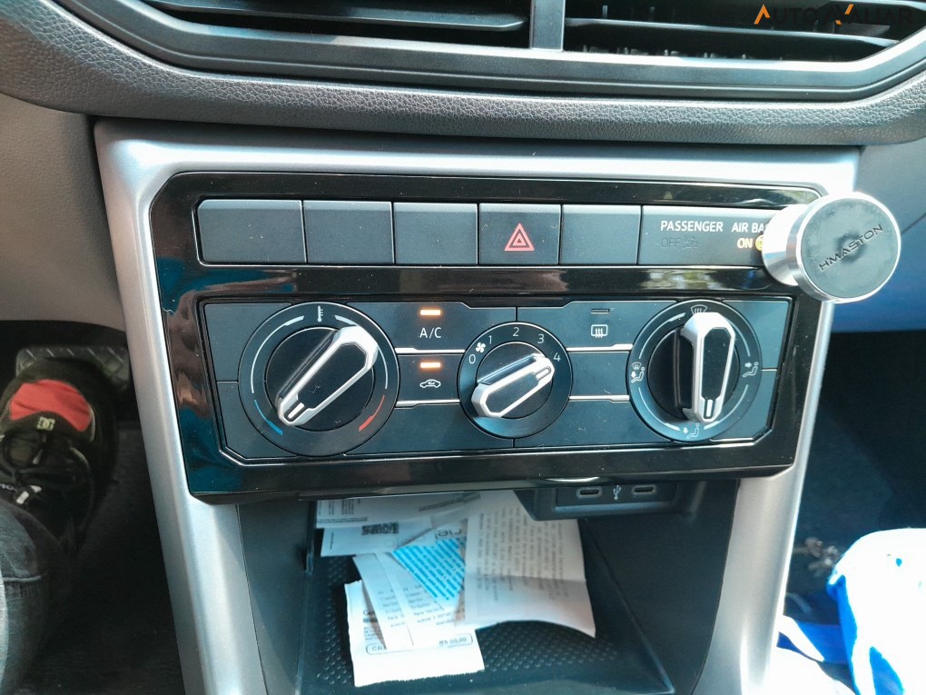 VOLKSWAGEN T-CROSS 1.0 200 TSI TOTAL FLEX AUTOM&Aacute;TICO