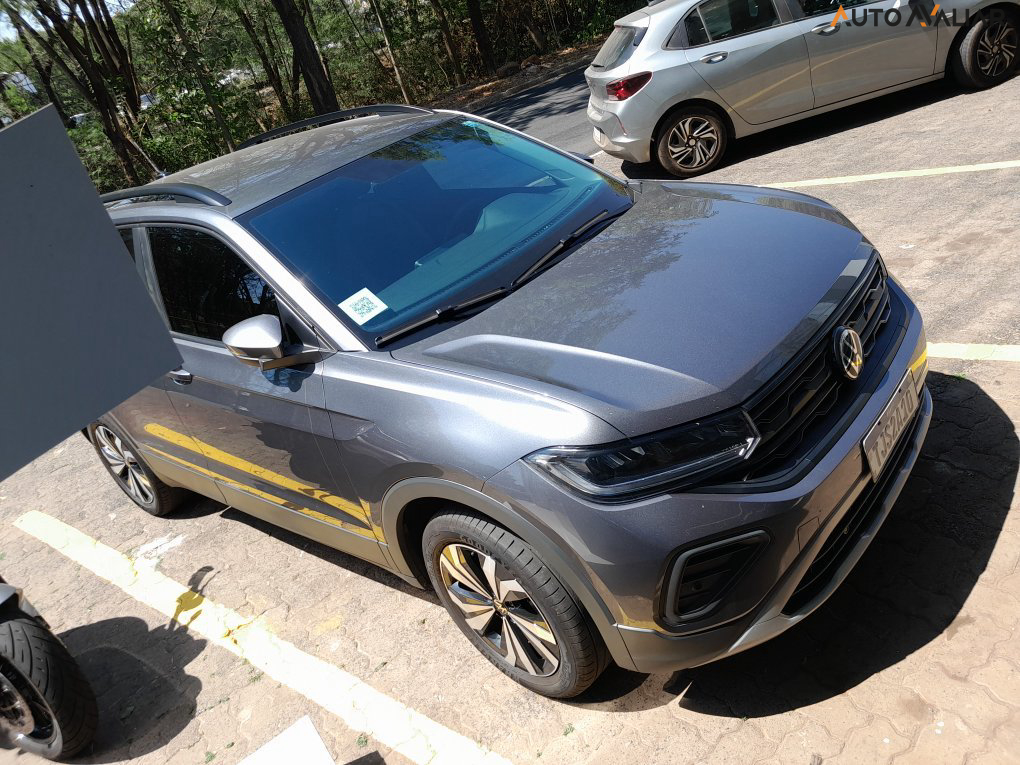 VOLKSWAGEN T-CROSS 1.0 200 TSI TOTAL FLEX AUTOMÁTICO