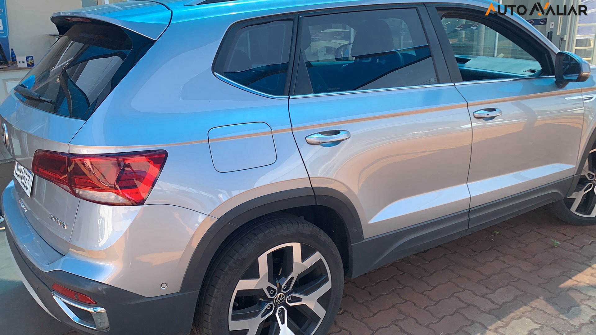 VOLKSWAGEN TAOS 1.4 250 TSI TOTAL FLEX HIGHLINE AUTOM&Aacute;TICO