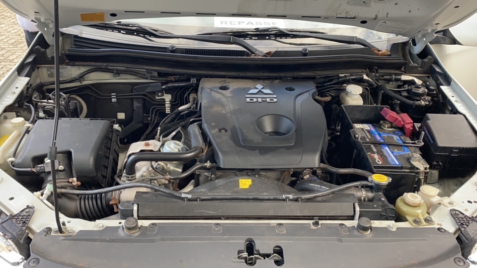 MITSUBISHI L200 Triton Sport GLS 2.4 CD Diesel Aut.