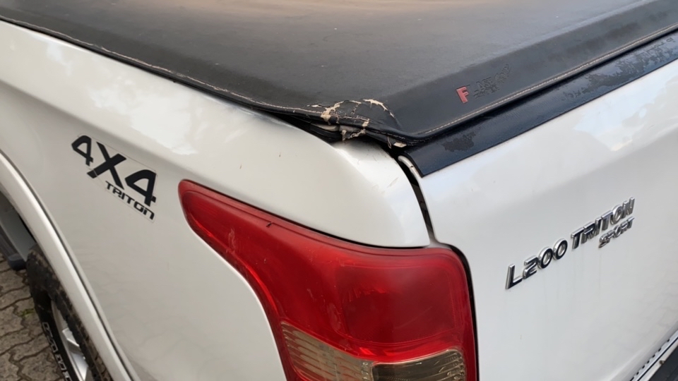 MITSUBISHI L200 Triton Sport GLS 2.4 CD Diesel Aut.