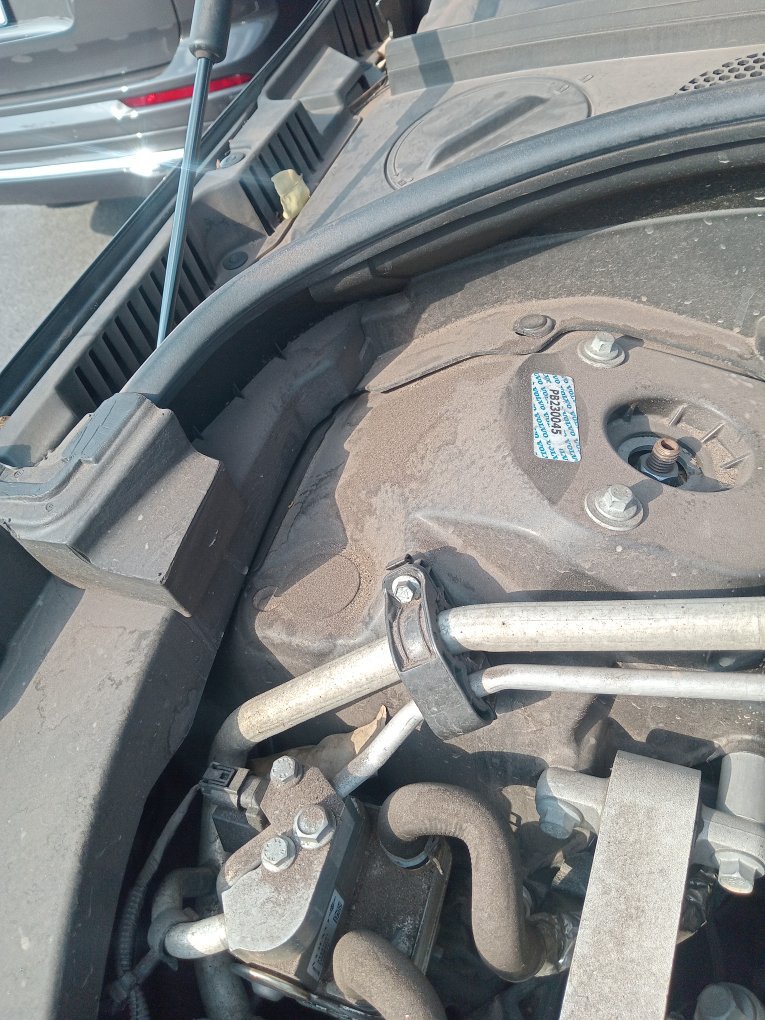 VOLVO XC60 T-8 Plus 2.0 AWD (H&iacute;brido)