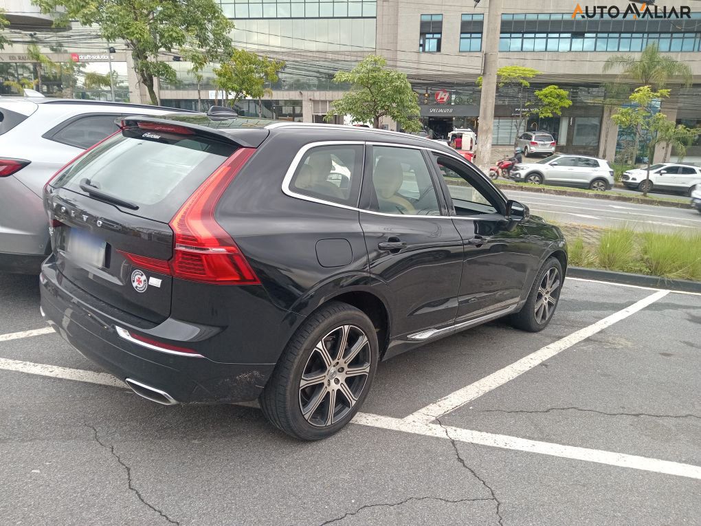 VOLVO XC60 2.0 T8 HYBRID INSCRIPTION AWD GEARTRONIC