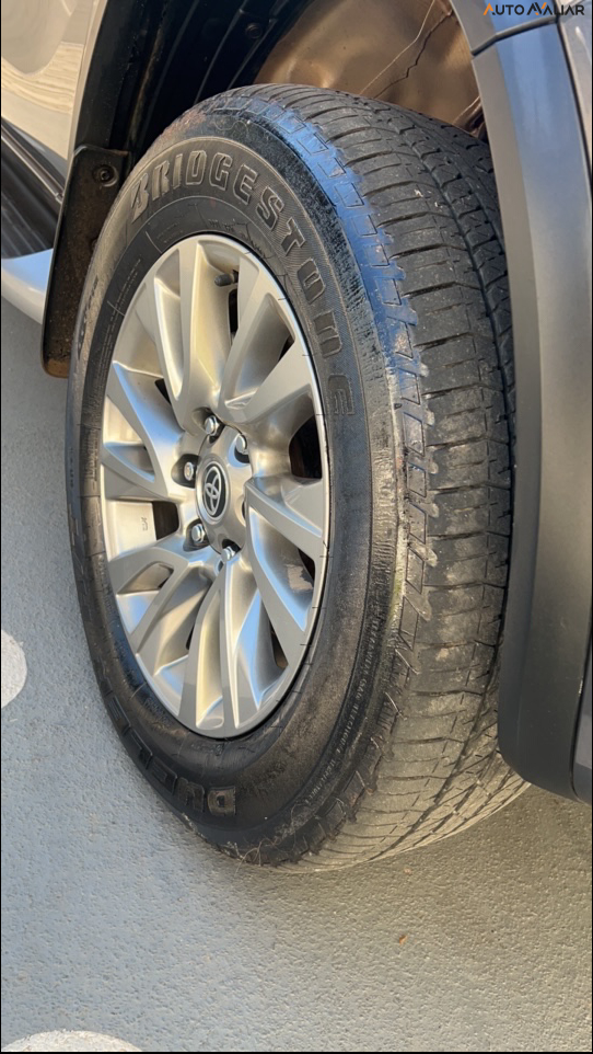 TOYOTA HILUX SW4 2.8 D-4D TURBO DIESEL SRX 4X4 AUTOM&Aacute;TICO