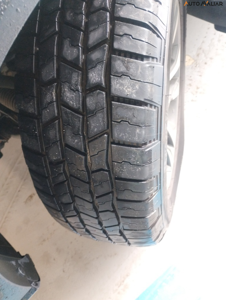 TOYOTA HILUX SW4 2.8 D-4D TURBO DIESEL DIAMOND 7L 4X4 AUTOM&Aacute;TICO