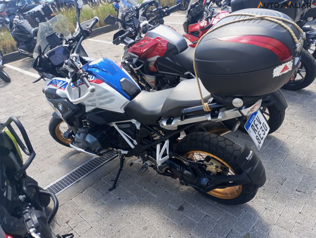 BMW R 1250 GS ADVENTURE PREMIUM HP R 1250 GS ADVENTURE PREMIUM HP