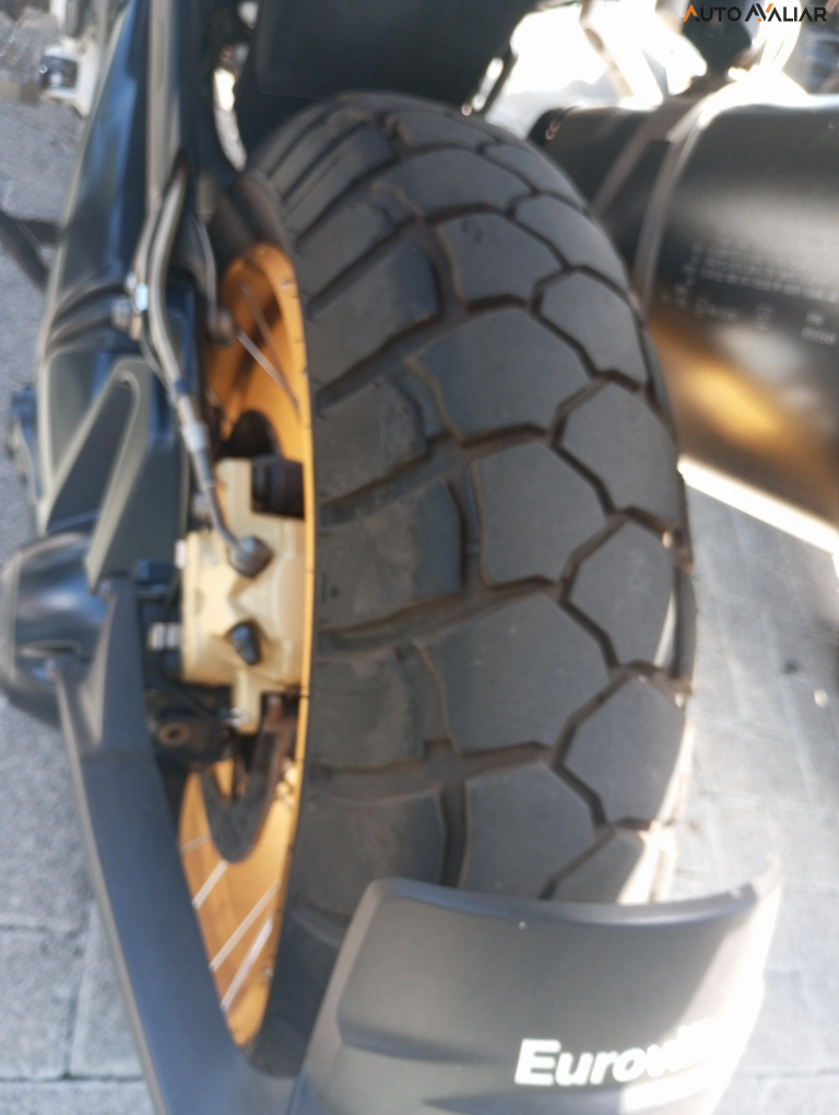 BMW R 1250 GS ADVENTURE PREMIUM HP R 1250 GS ADVENTURE PREMIUM HP