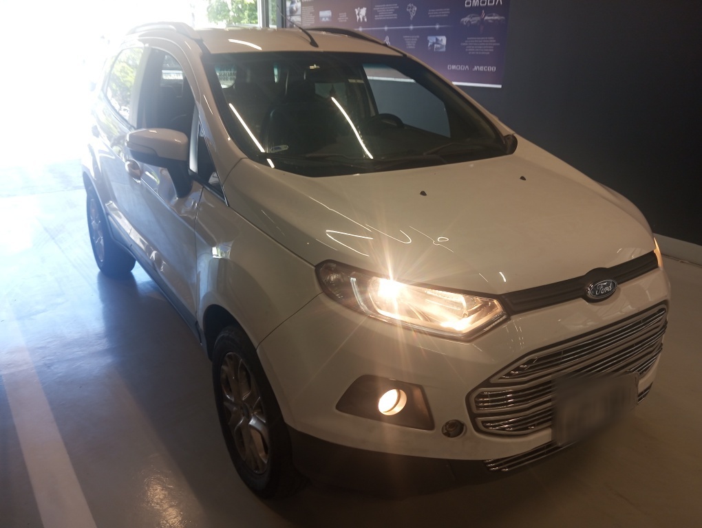 FORD ECOSPORT 2.0 TITANIUM 16V FLEX 4P AUTOMATICO