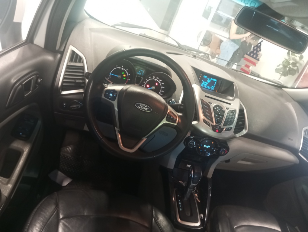 FORD ECOSPORT 2.0 TITANIUM 16V FLEX 4P AUTOMATICO