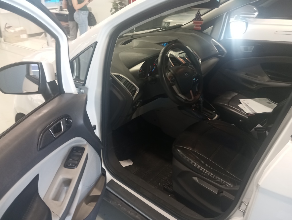 FORD ECOSPORT 2.0 TITANIUM 16V FLEX 4P AUTOMATICO