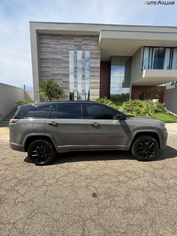 JEEP COMMANDER 2.0 HURRICANE 4 TURBO GASOLINA BLACKHAWK AT9