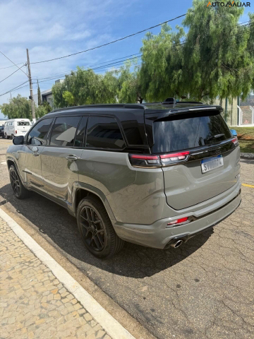 JEEP COMMANDER 2.0 HURRICANE 4 TURBO GASOLINA BLACKHAWK AT9