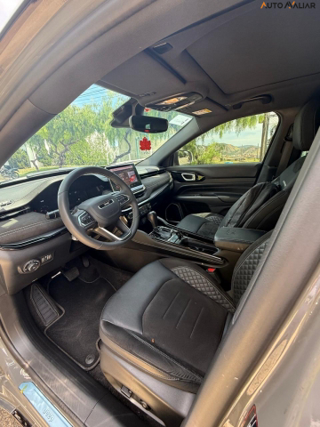 JEEP COMMANDER 2.0 HURRICANE 4 TURBO GASOLINA BLACKHAWK AT9