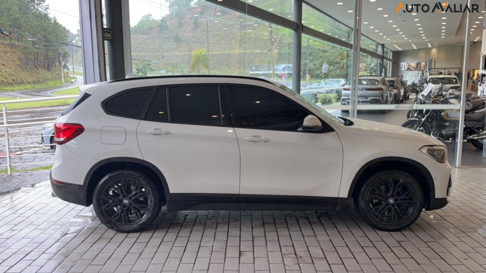 BMW X1 2.0 16V TURBO ACTIVEFLEX SDRIVE20I GP 4P AUTOMATICO