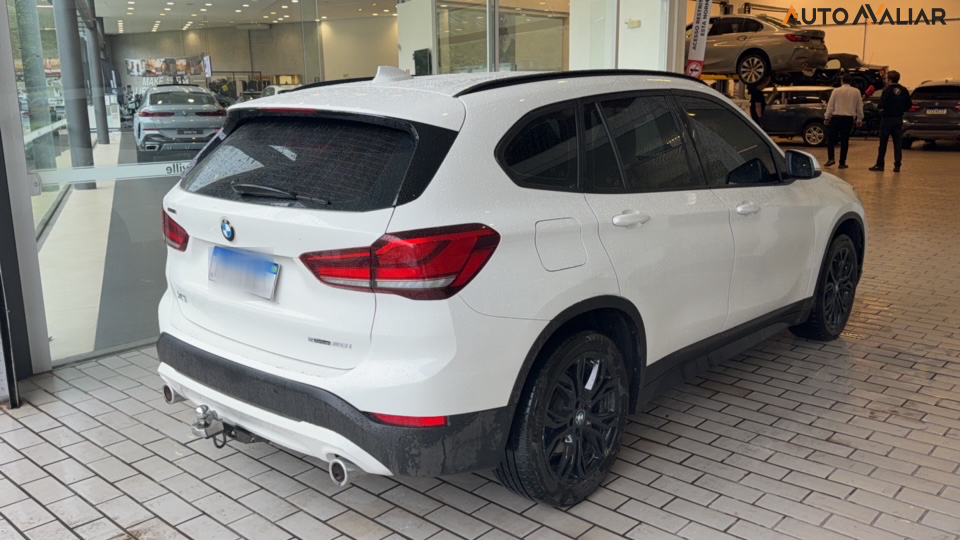 BMW X1 2.0 16V TURBO ACTIVEFLEX SDRIVE20I GP 4P AUTOMATICO