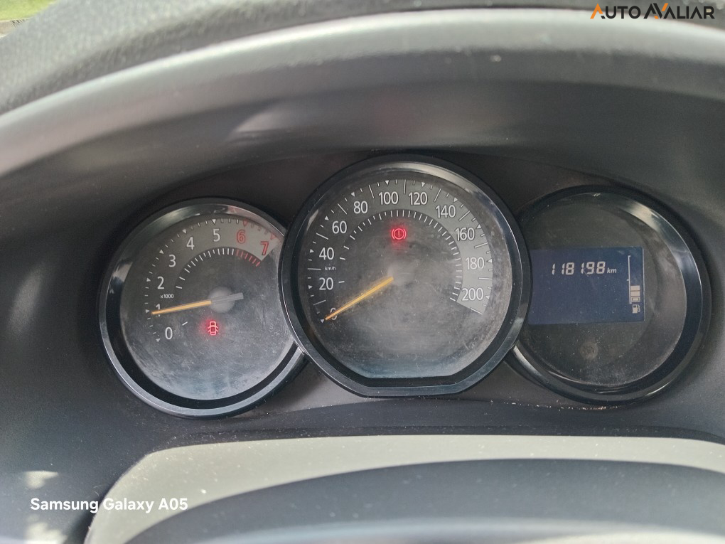 RENAULT SANDERO 1.6 16V SCE FLEX STEPWAY EXPRESSION MANUAL